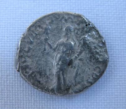 SILVER ROMAN COIN-COMMODUS-177-192 AD-DIAMETER 18MM