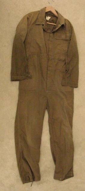 SADF BORDR WAR PERIOD TRAINING OVERALL SIZE MEDIUM - PIPE LENGTH 70CM - MEASURES 57CM ARMPIT TO ARMP