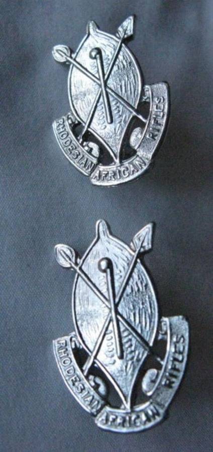 RHODESIAN AFRICAN RIFLES COLLAR BADGE PAIR - LUGS INTACT