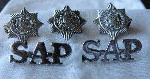 SAP CHROME AND WHITENED COLLAR BADGES AND TITLES - ONE WITH SOLID CENTRE - 2 X VOIDED - PINS INTACT