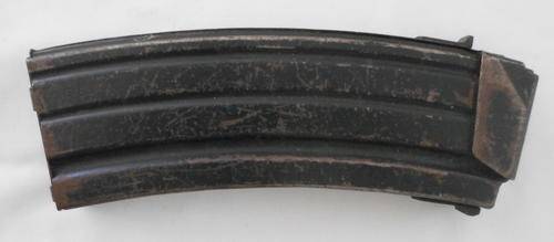 R4 35 ROUND MAGAZINE - BORDER WAR PERIOD - COMPLETE AND WORKING CONDITION