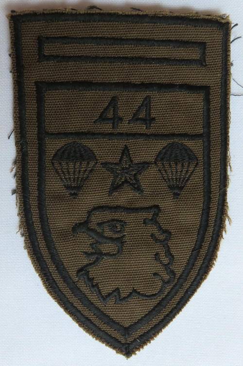 4 PARA BATTALION 2ND TYPE CLOTH FLASH-ORIGINAL