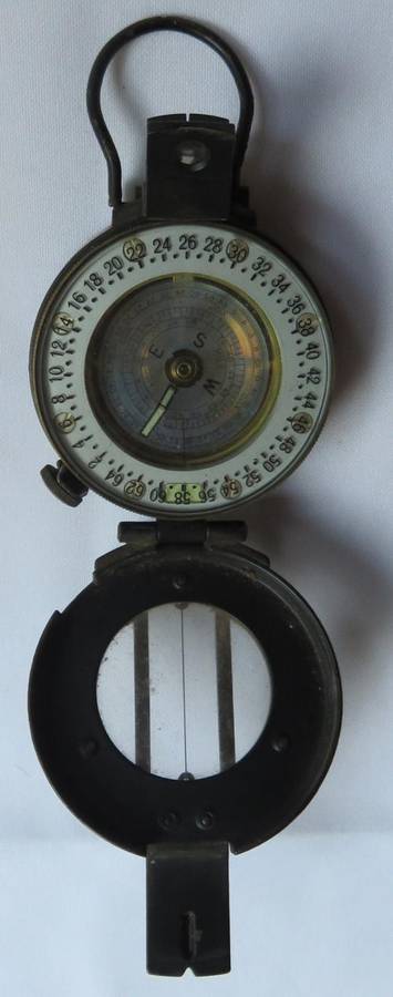 SA BORDER WAR PERIOD ARMY ISSUE COMPASS-M-73 MILLS MADE IN THE UK-WORKING