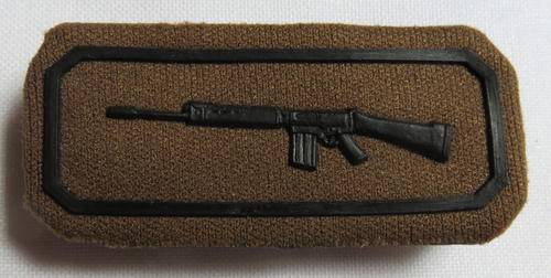 ARMY MARKSMAN,PROFICIENCY BREAST BADGE,NUTRIA EMBOSSED WITH 2 PINS- AVAILABLE 10