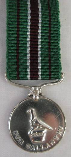 RHODESIA PRISON MEDAL FOR GALLANTRY - MINIATURE.