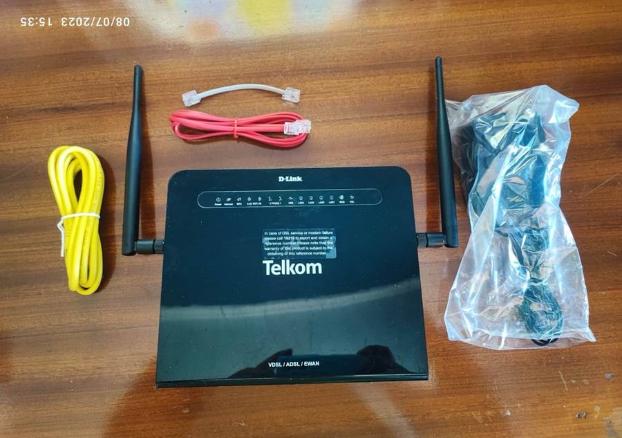 D-Link DSL-G2562DG VDSL2/ADSL2+ Wireless AC1200 4-Port Gigabit Modem Router with VOIP FIBRE READY!