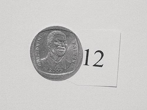 2000 Mandela R5 coin. Excellent circulated coin in ziploc.