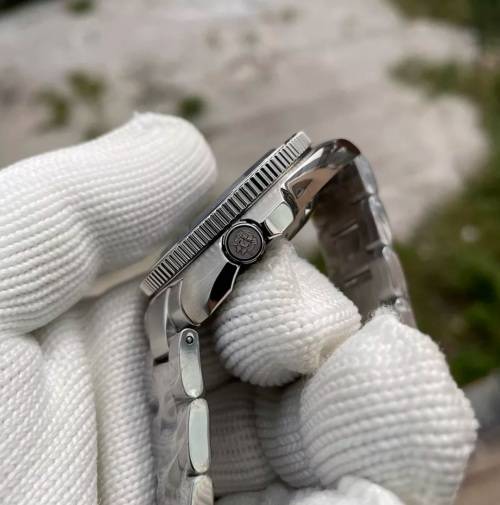 STEELDIVE Bluedial Captain Willard 6105 Homage 200m Sapphire Crystal