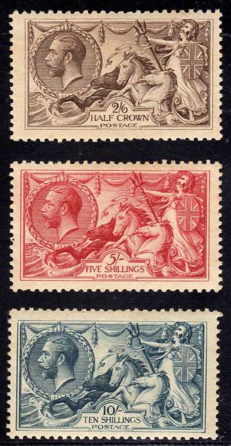 GREAT BRITAIN 1918-19 BRADBURY WILKINSON SEA HORSES SET OF 3 UMM. SG 415a-417. CAT 1950 POUNDS.