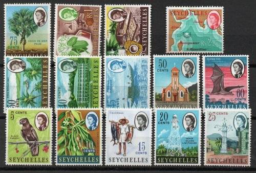 Seychelles 1962 Defin part set of 14 mounted mint. SG 196-200a, 202-4, 206-9, 236. Cat £42,15 (2022)