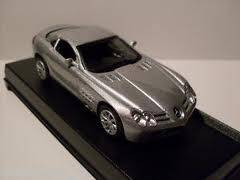 MERCEDES - SLR McLAREN 2003 die cast model