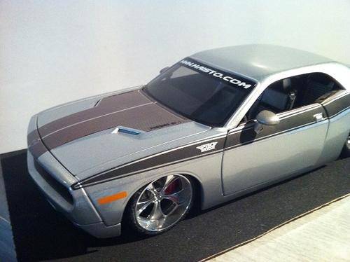 Dodge Challenger 1/18 die cast model
