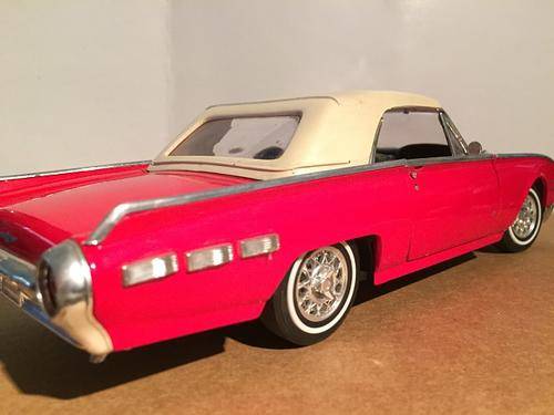 1962 Ford Thunderbird 1/18 die cast model