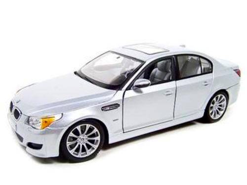 BMW M5 Boxed 1/18 die cast model
