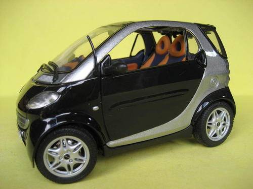 Smart City Coupe 1/18 die cast model