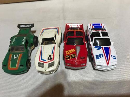 Slot car set with 4 cars. Not tested