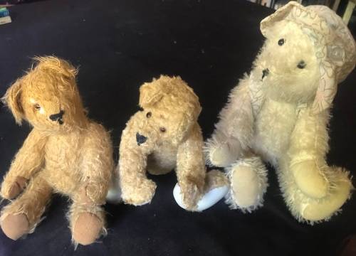 3 X Vintage Teddy Bears with moveble limbs