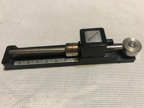 VERY SMALL SCALE. `CONNOISSEUR PRECISION STYLUS BALANCE`