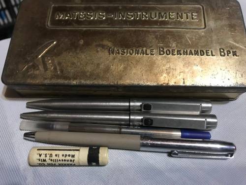 PARKER PEN LOT