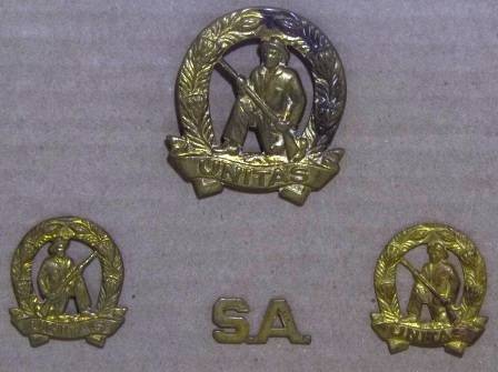 SA Commando - Cap and Collar Badges + SA Name Tags