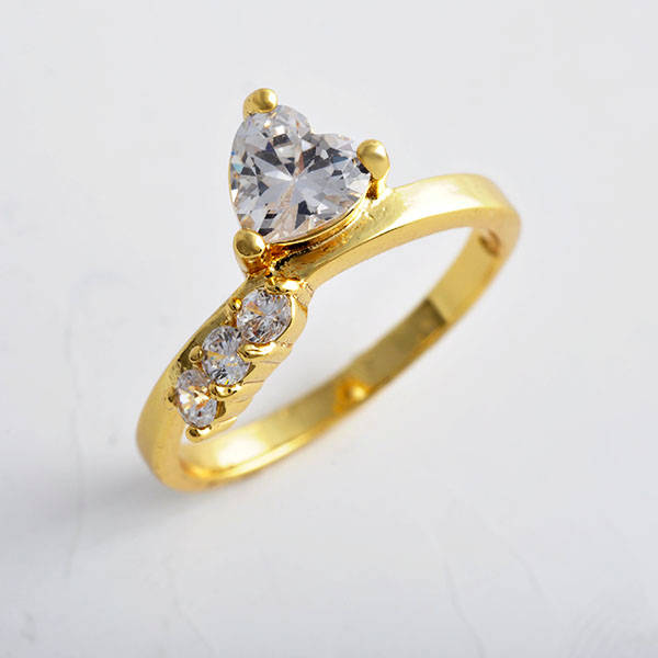 Gold filled heart ring size 7