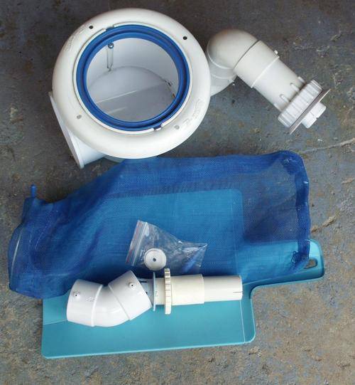 Poolskim leaf skimmer set.