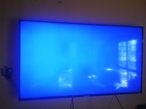 55"Hisense flat screen TVBaisically still brand newWith remote