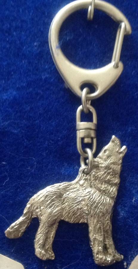 Wolf keyring