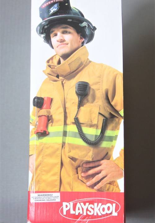 PLAYSKOOL Adventure Heroes - FIRE HERO ON-THE-GO by Hasbro