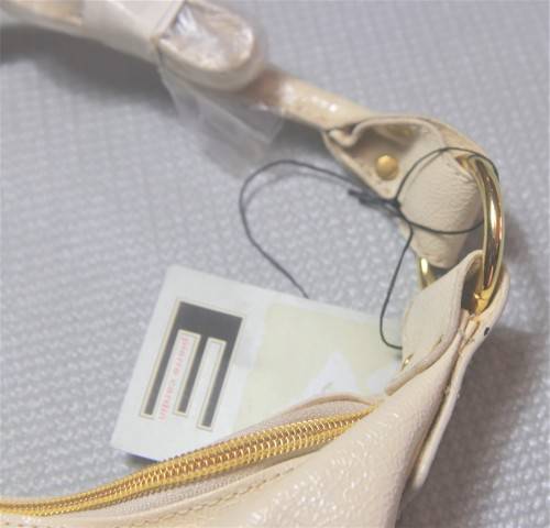 Pierre Cardin - Hand Bag - Last crazy wednesday auction for 2022