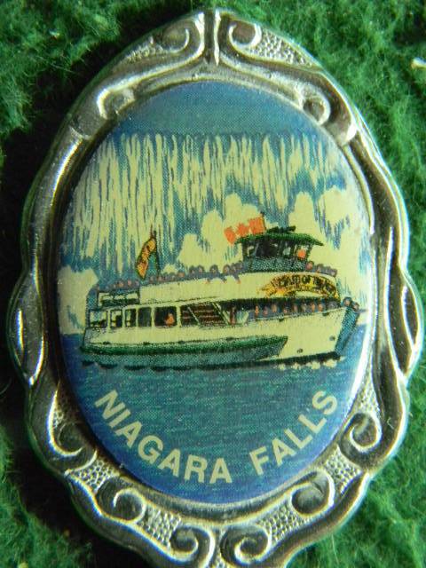Niagara Falls Canada silver plated in good condition