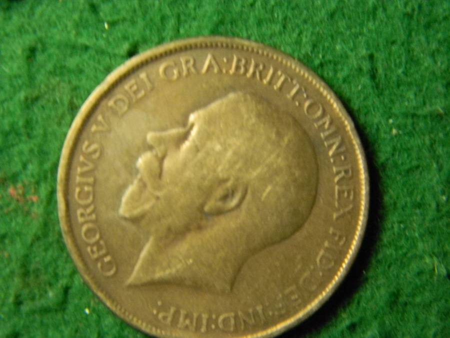 1900 one pennies 6 off as per pictures  one 1897