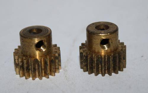 Meccano Parts-Pinions-No26-12x6mm