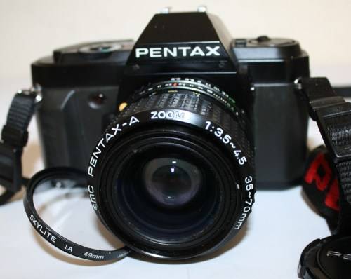 Pentax P30n Pentax-A 1:3.5-4.5 35-70mm Lens. including Cap and Filter.