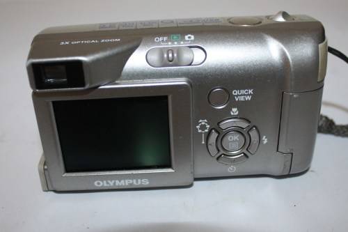 Olympus *Camedia C-310 Zoom* Digital Camera-Working-Batteries Not Included