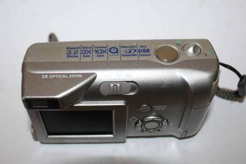 Olympus *Camedia C-310 Zoom* Digital Camera-Working-Batteries Not Included