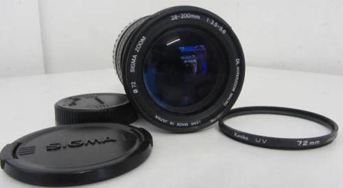 **Sigma AF-MF Zoom 28-200mm1:3.5-5.6 DL HyperZoom Macro-(72) Aspherical IF Lens.