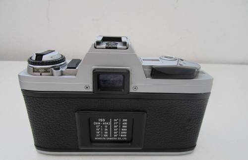**Minolta X-300** Minolta MD Zoom 28-70mm 1:3.5-4.8 Lens(Clean)