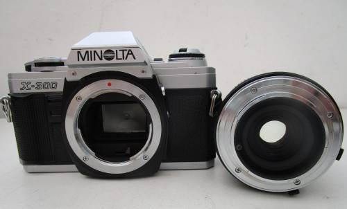 **Minolta X-300** Minolta MD Zoom 28-70mm 1:3.5-4.8 Lens(Clean)