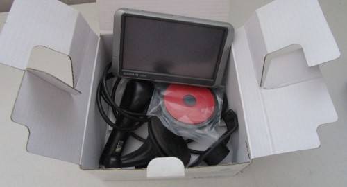 **Garmin Nuvi 200**Compact Navigation..Incl Charger/Screen Attachment-Boxed..Working