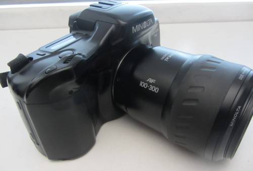 **Minolta Maxxum 7xi** Minolta Maxxum Af Zoom xi Macro-Af 100-300mm 1:4.5-5.6 Lens