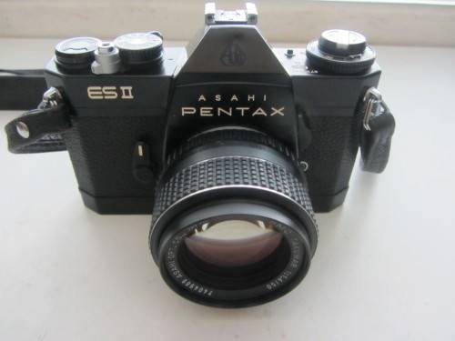 Pentax ES ii Black Body 35mm SLR Film Camera-SMC Takumar 1:1.4/50 Lens.,Incl Takumar 3.5/135 Lens