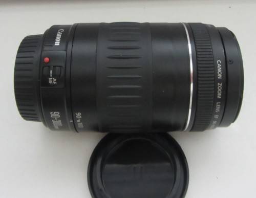 Canon EF 90-300mm 4.5-5.6  Af Zoom Lens-Excellent Condition-Fitting EOS Canon D400 etc Cameras.