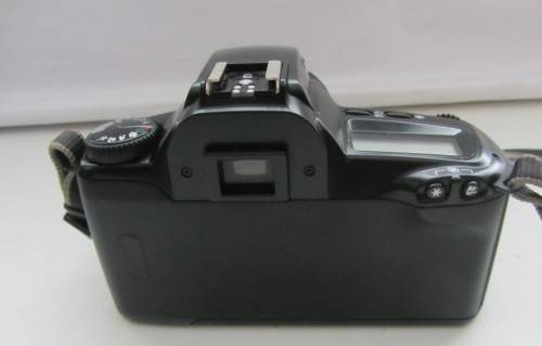 Canon EOS 3000 S.L.R. Canon EF 28-80m 3.5-5.5ii Lens No Fungus or Haze.-Very Good Condition.