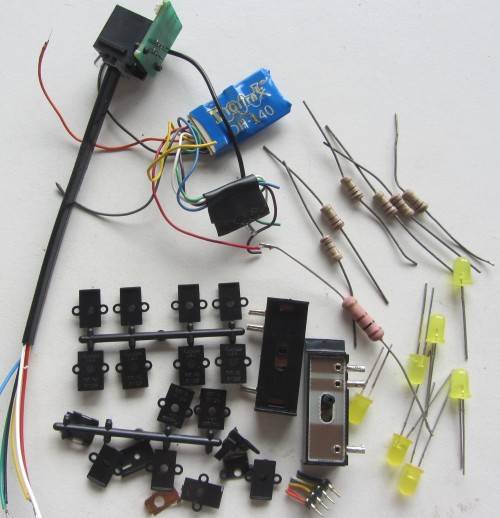 HO Scale Combo Parts-As per photos