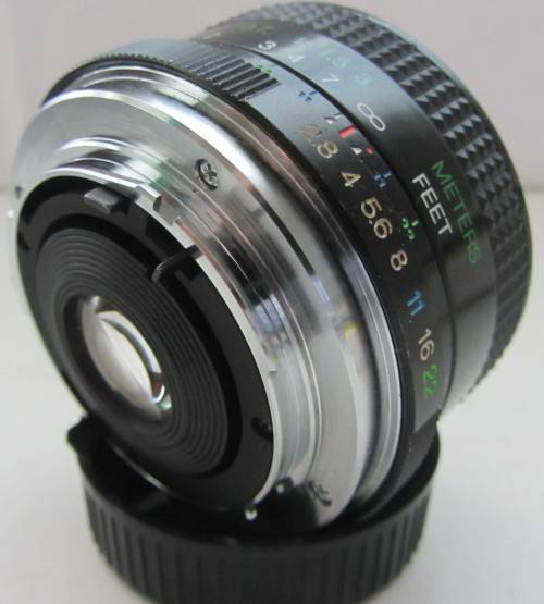 Vivitar 28mm f2.8 Macro 1:5x-Yashica Contax-49mm-Clean