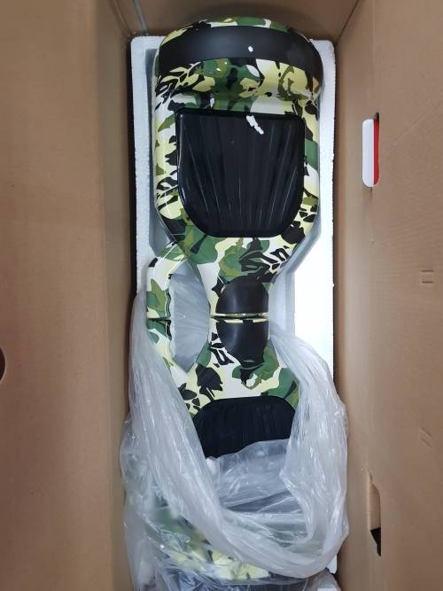 Brand New Balance Wheel 6.5 inch Hoverboard Bluetooth Sound and LED Lights Priced to Go