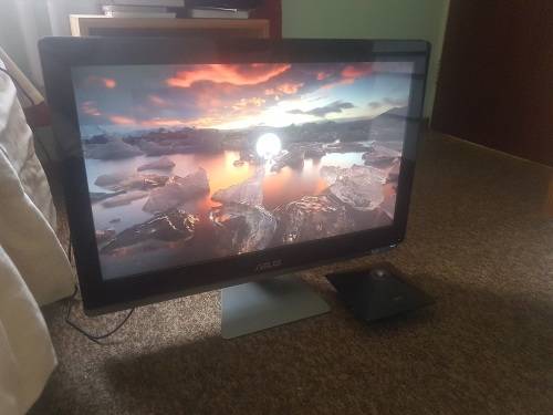ASUS 27" AIO Desktop i5-4440S 2.8Ghz 16GB Memory 1TB HDD