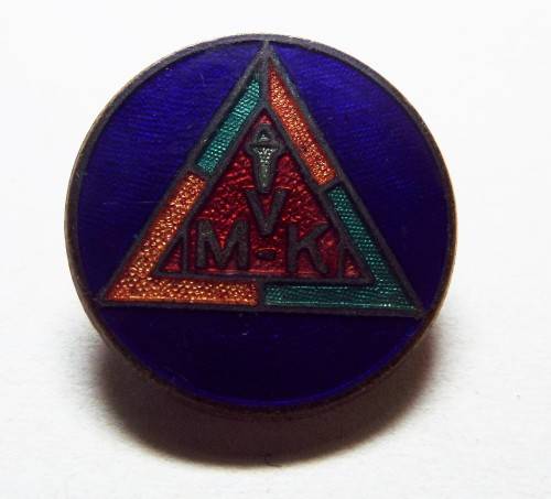 RARE COLECTABLE M K  , badge  .....