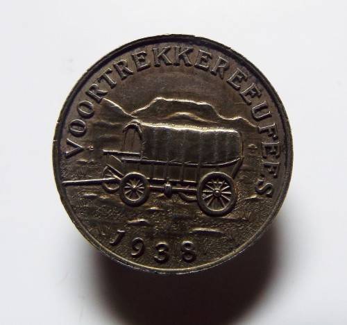 nice and rare Voortrekker button badge 1938